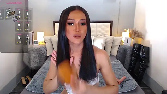 Snapshot of tanGINAmoe chatting on January 2025 12:57:02 AM tanGINAmoe online show from January 2025 12:57:02 AM