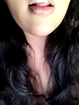 Snapshot of Annerae chatting on February 2026 04:14:01 PM Annerae online show from February 2026 04:14:01 PM