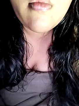 Annerae online show from June 2026 03:58:02 PM