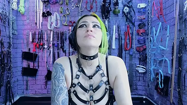 PANDORANEZZ online show from March 2025 08:55:01 AM