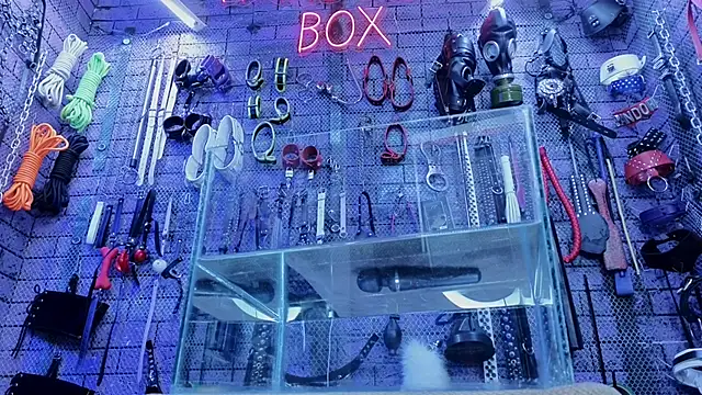 PANDORANEZZ online show from March 2025 02:40:02 AM