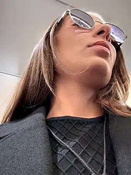 YOUR-KARINA online show from December 2024 08:26:01 AM