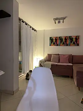 mariam hill online show from January 2025 12:37:01 AM