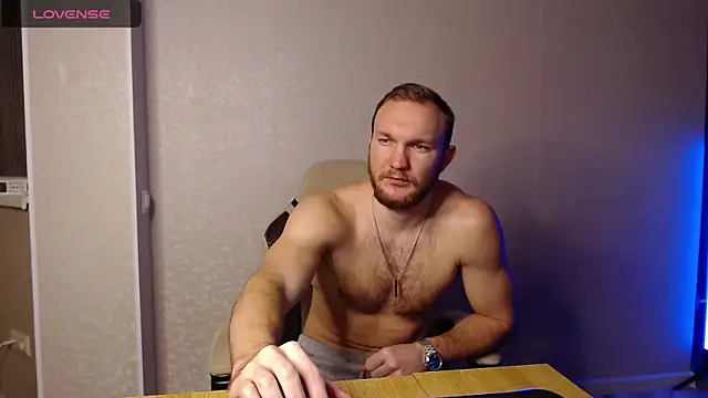 Toress1 online show from February 2025 06:42:02 PM