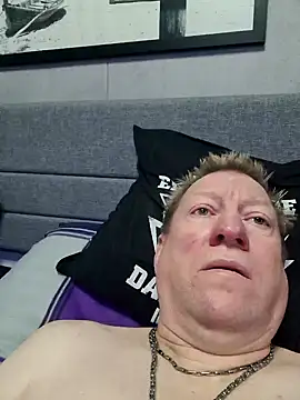 tomtom111111 online show from December 2024 12:34:01 PM