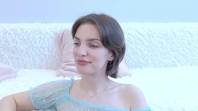 Beauty Alex online show from April 2026 03:09:01 AM