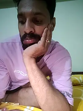 Snapshot of FearingForm chatting on September 2025 08:08:01 PM FearingForm online show from September 2025 08:08:01 PM