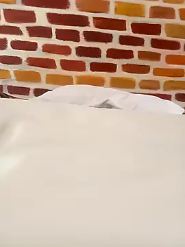 Snapshot of Xsex7 chatting on September 2025 04:12:02 PM Xsex7 online show from September 2025 04:12:02 PM