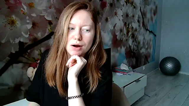 ConnieDaw online show from January 2025 09:33:02 AM