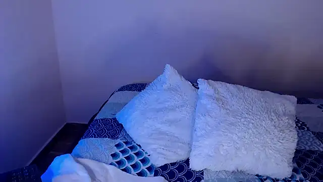 kim perri online show from March 2025 06:18:01 PM