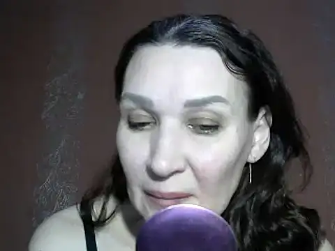 PrettyAndWild online show from February 2025 05:07:01 PM