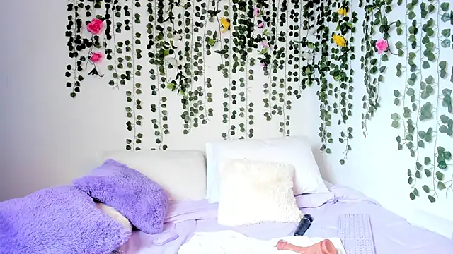 violeta milleer online show from February 2025 04:58:01 PM