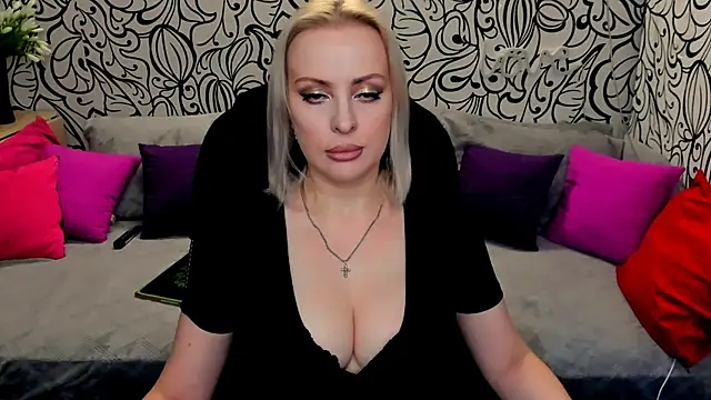 Hotdreamhere online show from December 2024 10:56:01 AM