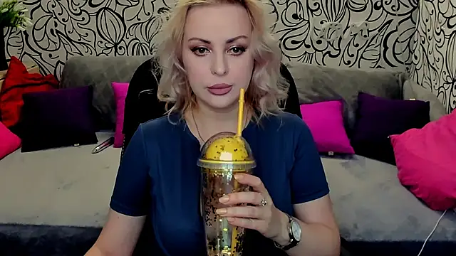 Hotdreamhere online show from March 2025 10:54:02 AM