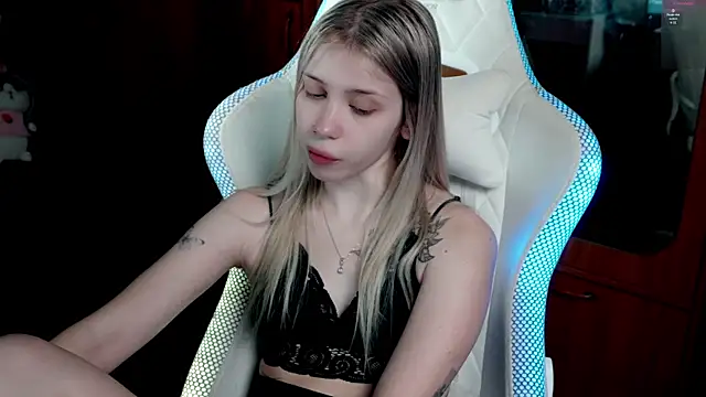 ho1yho1e online show from December 2025 06:48:01 PM