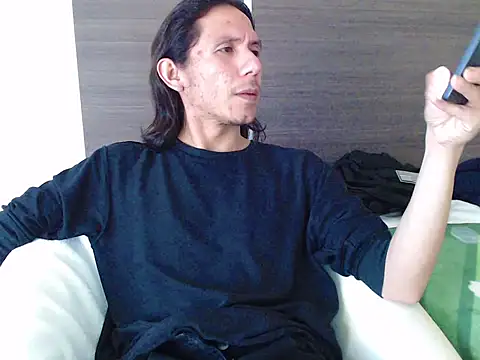 Snapshot of Latinopervs chatting on November 2025 09:31:02 PM Latinopervs online show from November 2025 09:31:02 PM