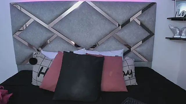 Keidy rose online show from February 2025 07:07:01 PM