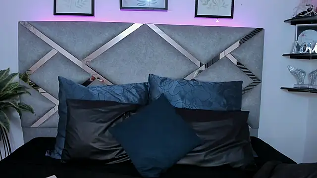 Keidy rose online show from November 2025 07:02:02 PM