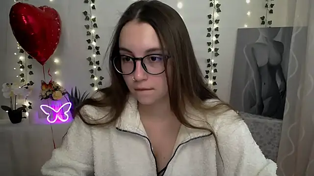 SweetPrincess  online show from February 2025 06:42:02 AM