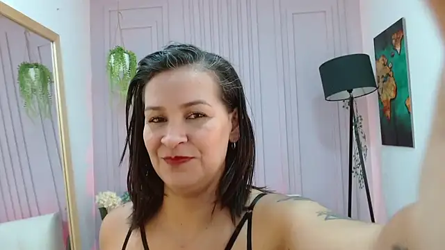 Britney taylor  online show from January 2025 08:47:01 PM