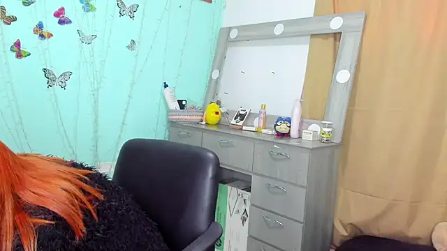 Britney taylor  online show from September 2025 01:35:01 PM