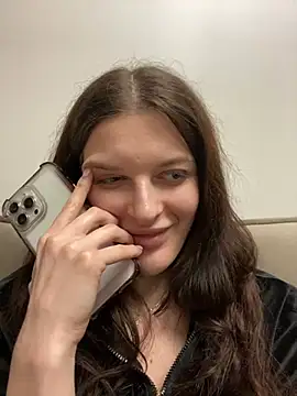 little belucci online show from March 2025 05:22:02 PM