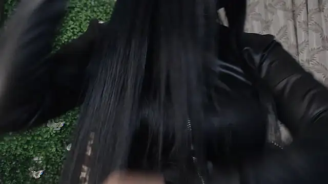 valquiria sirgun online show from November 2025 10:26:01 AM