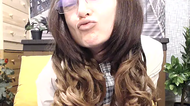Snapshot of lilianleight chatting on July 2026 05:19:02 PM lilianleight online show from July 2026 05:19:02 PM