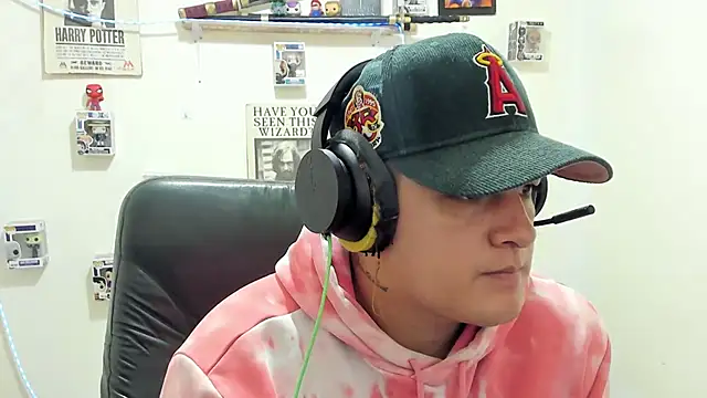 ney 22 online show from October 2025 01:58:02 AM