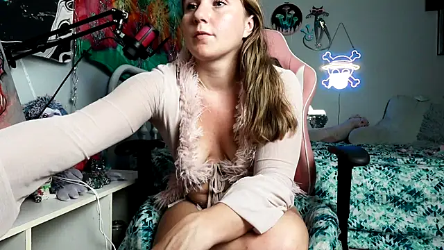 Snapshot of baebaeblueXXX chatting on September 2025 04:47:01 AM baebaeblueXXX online show from September 2025 04:47:01 AM