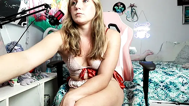 Snapshot of baebaeblueXXX chatting on September 2025 10:55:01 PM baebaeblueXXX online show from September 2025 10:55:01 PM