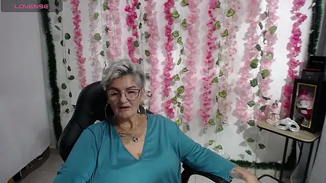 bety-cum2 online show from February 2025 09:26:02 PM