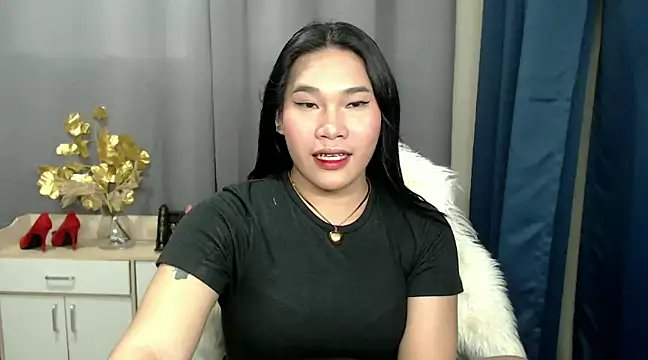 Ur Fantastic Lina online show from December 2024 06:50:01 PM