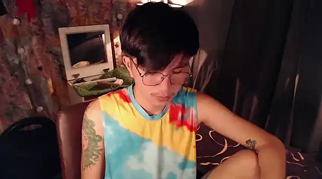 Sexy Handsome Drex online show from December 2024 08:44:02 AM