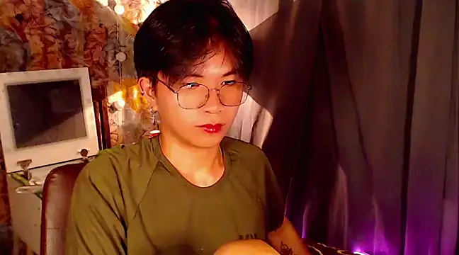 Sexy Handsome Drex online show from December 2024 06:05:01 PM