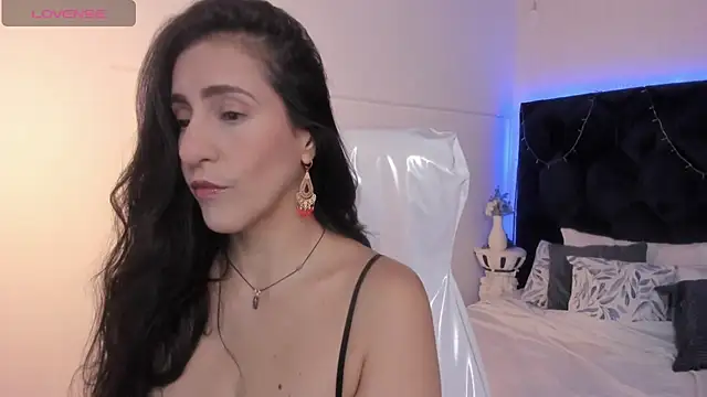 lauren fit online show from February 2025 03:05:01 PM