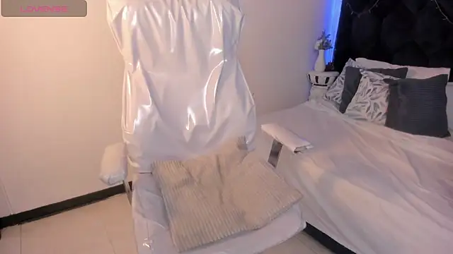 lauren fit online show from February 2025 02:09:02 PM