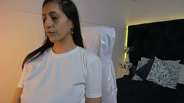 lauren fit online show from January 2026 06:24:01 PM