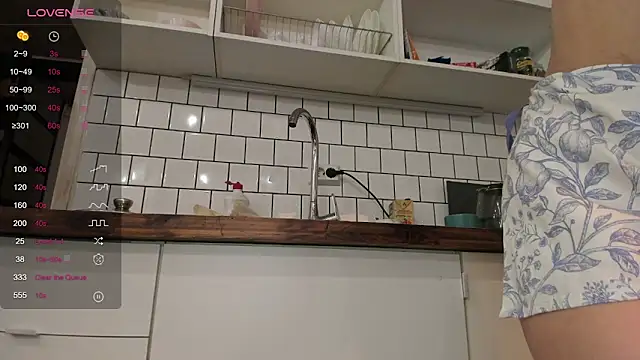 Snapshot of Jena_Lukas chatting on February 2025 05:38:02 PM Jena Lukas online show from February 2025 05:38:02 PM