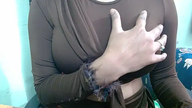 sweet-alia online show from January 2026 03:27:02 PM