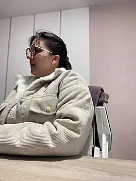 SWEETLILY18 online show from January 2025 11:16:01 AM