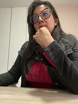 SWEETLILY18 online show from March 2025 03:31:01 PM