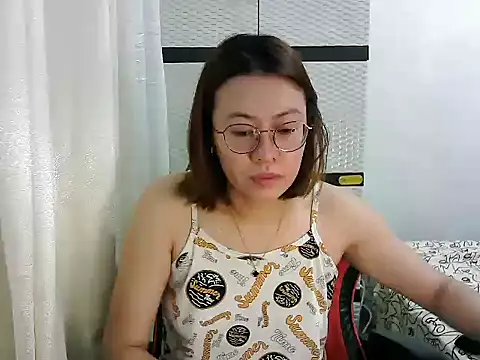 crizzybel online show from March 2025 03:37:02 AM