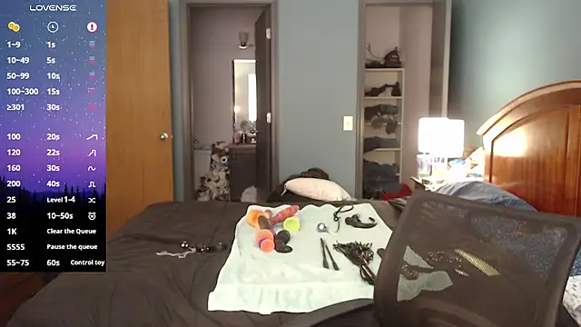 Snapshot of kinkywolf429 chatting on January 2025 06:54:02 PM kinkywolf429 online show from January 2025 06:54:02 PM