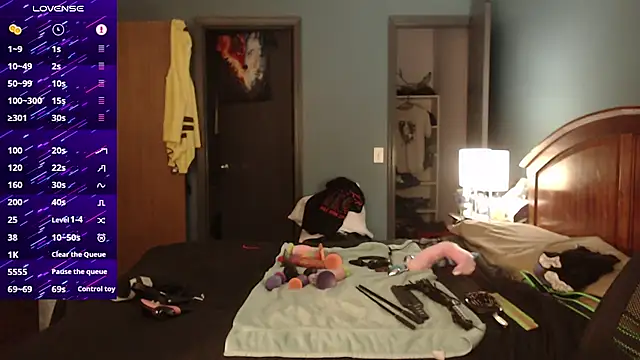 Snapshot of kinkywolf429 chatting on October 2025 10:07:02 PM kinkywolf429 online show from October 2025 10:07:02 PM