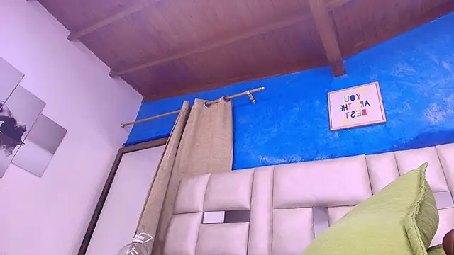 leon gaby online show from February 2025 07:21:01 PM