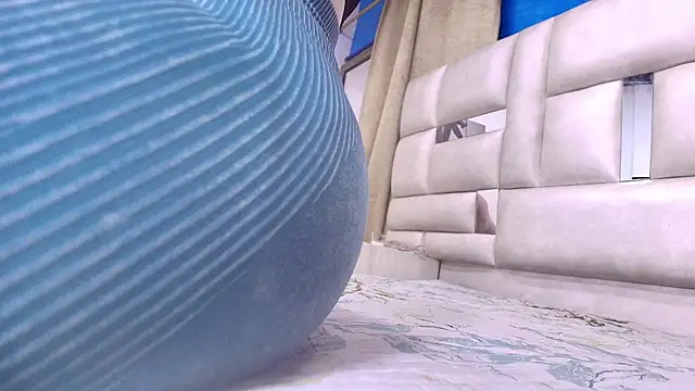 leon gaby online show from February 2025 07:19:02 PM