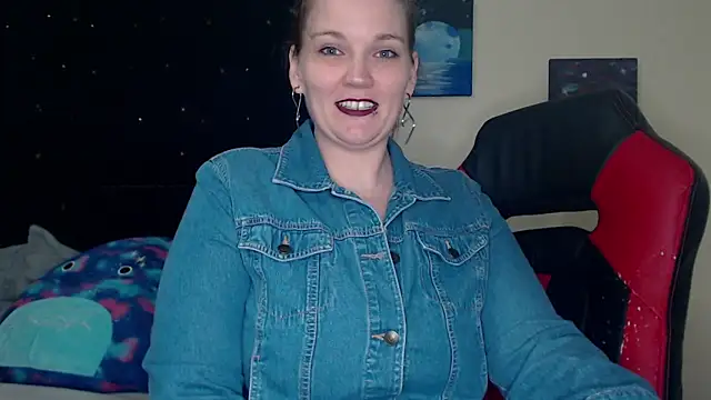 Snapshot of ToxicLilly chatting on January 2025 11:51:01 AM ToxicLilly online show from January 2025 11:51:01 AM