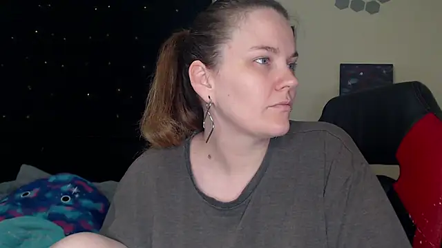 Snapshot of ToxicLilly chatting on March 2025 10:15:02 AM ToxicLilly online show from March 2025 10:15:02 AM