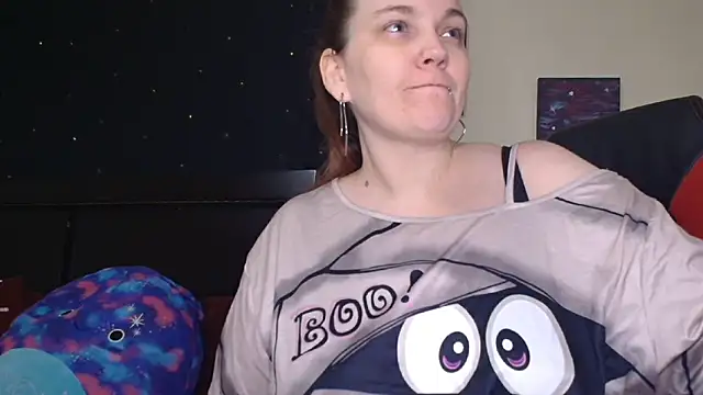 Snapshot of ToxicLilly chatting on October 2025 08:26:02 AM ToxicLilly online show from October 2025 08:26:02 AM
